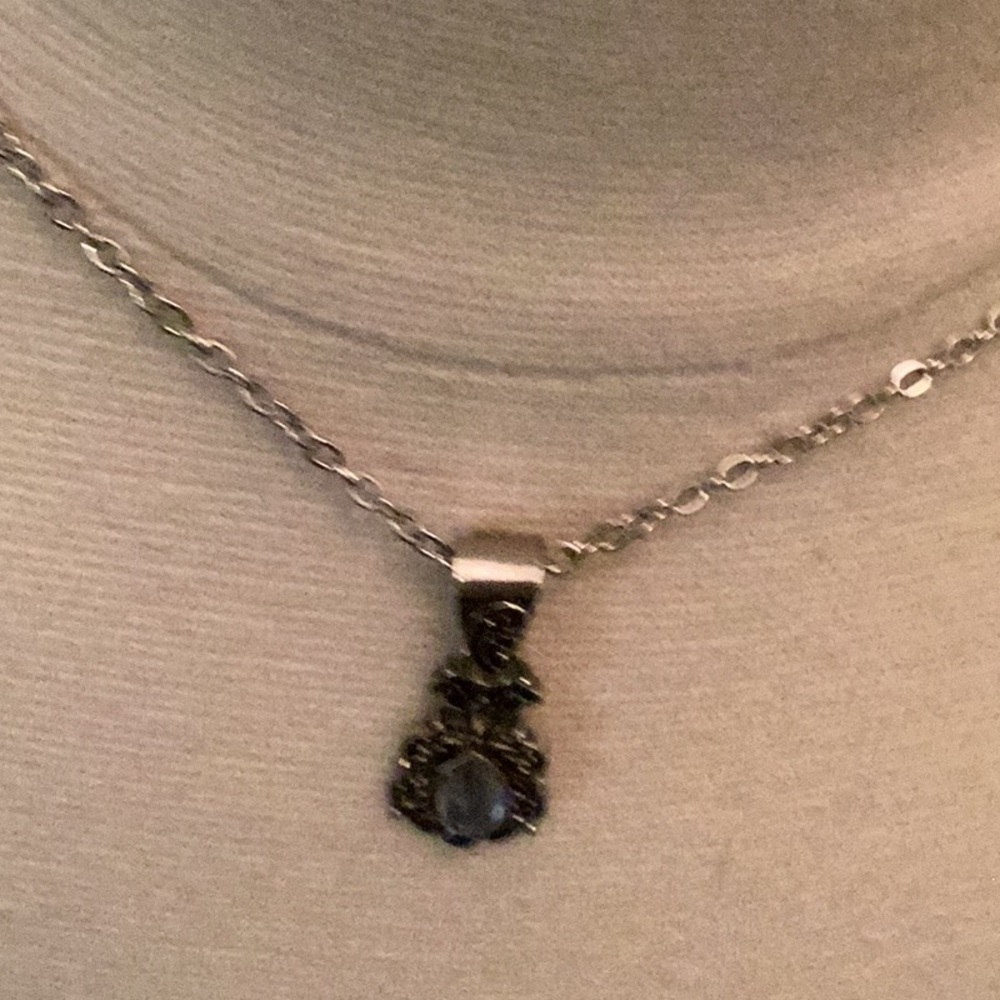 🦋New Gorgeous Stone Pendant Necklace Sparkles & Shines So Much FUN to Wear 🦋 - Picture 7 of 10